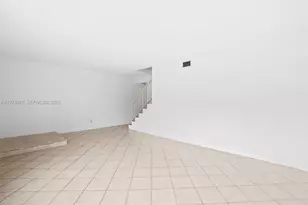 50 Matador Ln, Davie, FL 33324 - Photo 5