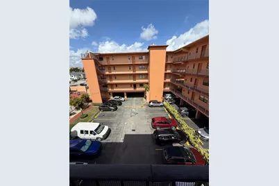1800 W 54th St #309, Hialeah, FL 33012 - Photo 5