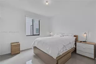 4703 NW 84th Ct, Doral, FL 33166 - Photo 33