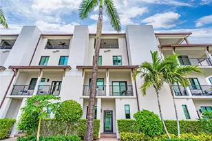 4703 NW 84th Ct, Doral, FL 33166 - Photo 9