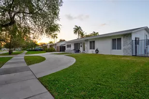 9311 Sterling Dr, Cutler Bay, FL 33157 - Photo 3