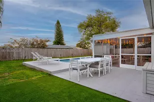 9311 Sterling Dr, Cutler Bay, FL 33157 - Photo 7