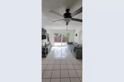 11396 SW 65th St, Miami, FL 33173 - Photo 9