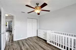 3703 NW 91st Ln, Sunrise, FL 33351 - Photo 25