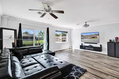 3703 NW 91st Ln, Sunrise, FL 33351 - Photo 15