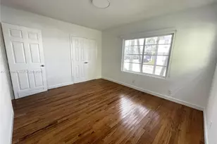 8345 Byron Ave, Miami Beach, FL 33141 - Photo 21
