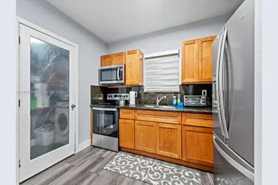37 NW 47th Ter, Miami, FL 33127 - Photo 41