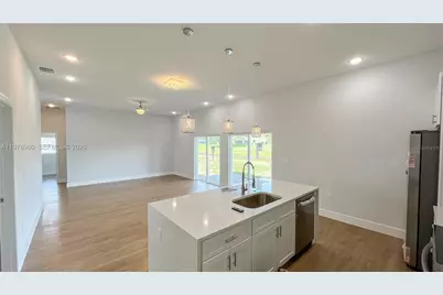 6741 Heavitree Dr, Sebring, FL 33876 - Photo 5