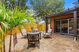 10301 Laurel Ct, Pembroke Pines, FL 33026 - Photo 25