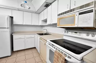 8280 SW 24th St, North Lauderdale, FL 33068 - Photo 3