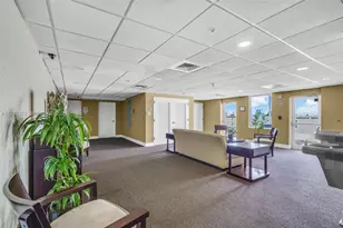 900 SW 8th St, Miami, FL 33130 - Photo 31