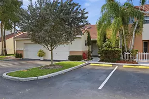 8249 NW 70th St, Tamarac, FL 33321 - Photo 7