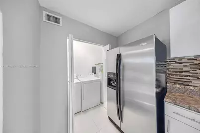 12090 NW 12th Ave, North Miami, FL 33168 - Photo 31