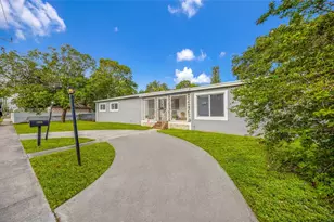 12090 NW 12th Ave, North Miami, FL 33168 - Photo 45