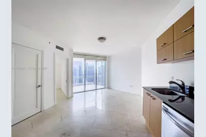 350 S Miami Ave #3910, Miami, FL 33130 - Photo 3