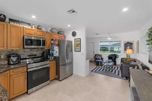 2805 NW 52nd Ct, Tamarac, FL 33309 - Photo 3