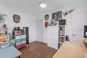 2805 NW 52nd Ct, Tamarac, FL 33309 - Photo 19