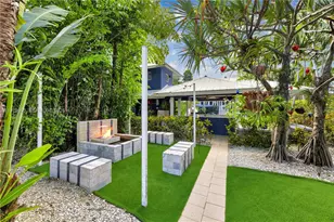 755 NE 77th St, Miami, FL 33136 - Photo 9