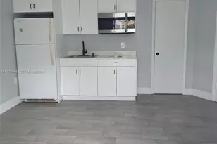 9321 SW 26th St, Miami, FL 33165 - Photo 7