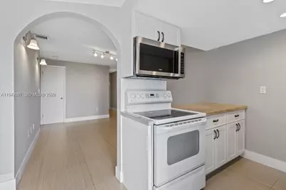 777 SW 9th Ave #413, Miami, FL 33130 - Photo 5