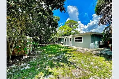 1279 NE 40th Pl #3, Oakland Park, FL 33334 - Photo 9