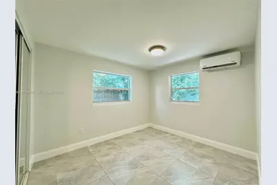 1279 NE 40th Pl #3, Oakland Park, FL 33334 - Photo 3