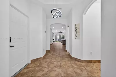 21143 SW 92nd Pl, Cutler Bay, FL 33189 - Photo 5
