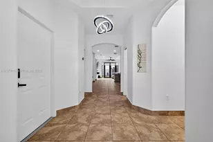 21143 SW 92nd Pl, Cutler Bay, FL 33189 - Photo 5