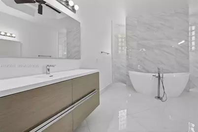 1221 NW 141st Ave, Pembroke Pines, FL 33028 - Photo 23