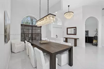 1221 NW 141st Ave, Pembroke Pines, FL 33028 - Photo 5