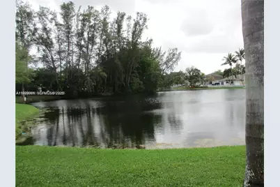 1760 Bayberry Dr, Pembroke Pines, FL 33024 - Photo 5