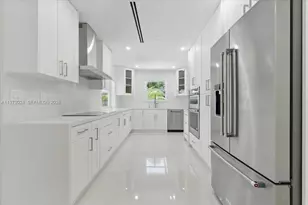 7860 SW 158th Terrace, Palmetto Bay, FL 33157 - Photo 5