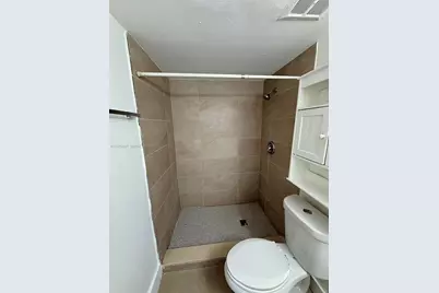 17911 NW 68th Ave #N104, Hialeah, FL 33015 - Photo 9