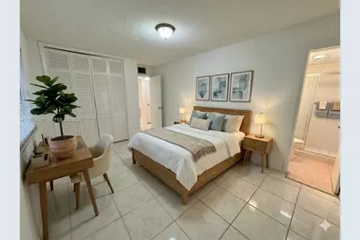 2005 Jefferson St #205, Hollywood, FL 33020 - Photo 13