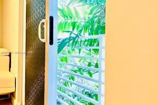 619 Meridian Ave, Miami Beach, FL 33139 - Photo 11