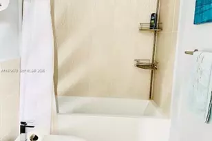 619 Meridian Ave, Miami Beach, FL 33139 - Photo 25