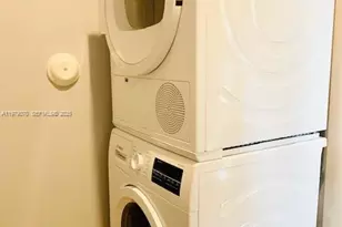 619 Meridian Ave, Miami Beach, FL 33139 - Photo 19