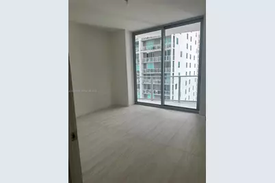 77 SE 5th #2514, Miami, FL 33131 - Photo 5