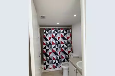 13455 NE 10th Ave #405, North Miami, FL 33161 - Photo 5