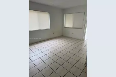 2430 NE 135th St #102, North Miami, FL 33181 - Photo 5