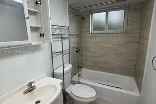 2430 NE 135th St, North Miami, FL 33181 - Photo 19