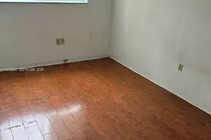 2430 NE 135th St, North Miami, FL 33181 - Photo 15