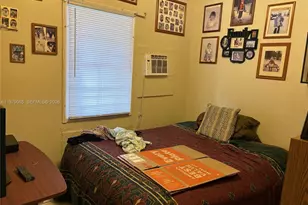 740 NE 4th Pl, Hialeah, FL 33010 - Photo 3