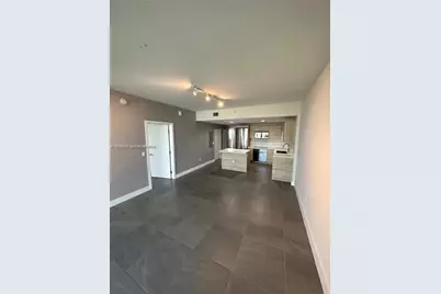 16385 Biscayne Blvd #2716, North Miami Beach, FL 33160 - Photo 7