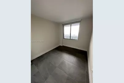 16385 Biscayne Blvd #2716, North Miami Beach, FL 33160 - Photo 13