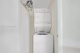 1830 S Ocean Dr, Hallandale Beach, FL 33009 - Photo 29