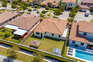 2541 SE 1st St, Homestead, FL 33033 - Photo 51