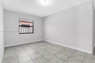 2541 SE 1st St, Homestead, FL 33033 - Photo 29