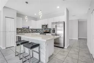 2541 SE 1st St, Homestead, FL 33033 - Photo 7
