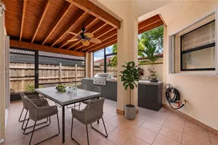 536 SW 88th Ct, Miami, FL 33174 - Photo 15